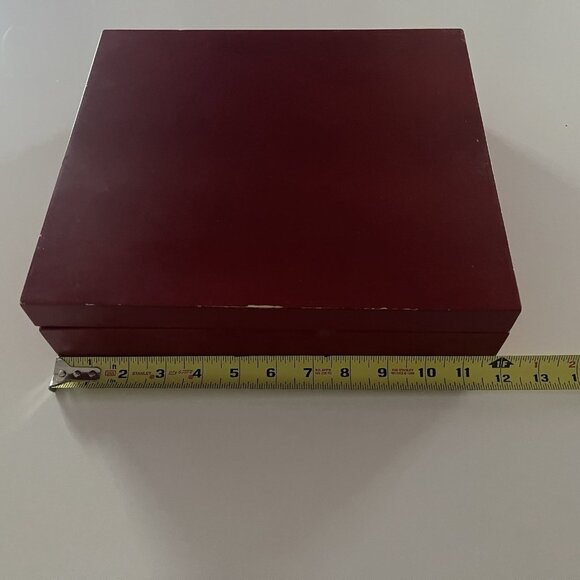 Gold Tone Flatware Stainless Red Wood Box China 45 pc Service for 8 Lightweight - Picture 14 of 16